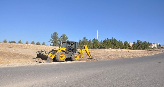 Siirt Belediyesi, Şeyh Musa Mezarlığı duvar genişletme çalışmalarına başladı