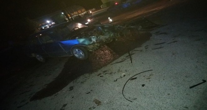 Denizli’de iki otomobil çarpıştı: 1’i ağır 5 yaralı