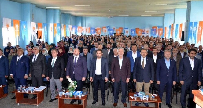 Hisarcık AK Parti’de yeni başkanı Ali Var