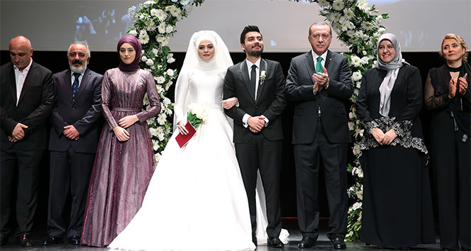 Cumhurbaşkanı Erdoğan, nikah törenine katıldı!