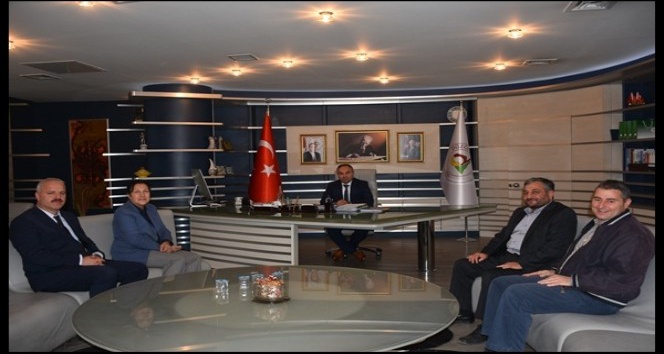 Dekan Ataoğlu Başkan Ay’ı ziyaret etti
