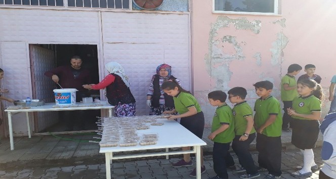 Köşk 100. Yıl Atatürk Ortaokulu’nda aşure etkinliği