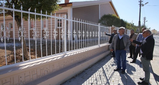 Başkan Çalışkan, yapımı tamamlanan hanımlar spor ve kültür merkezini inceledi