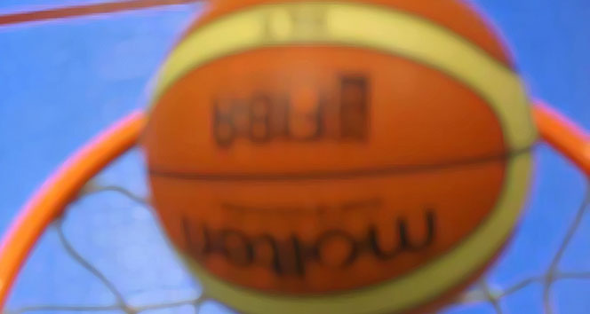 Pınar Karşıyaka ilk mağlubiyetini aldı