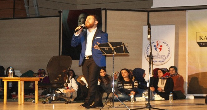 Erzincan’da “İstiklal Kahramanları, Tarihin Dilinden Müziğin Teline” adlı program düzenledi