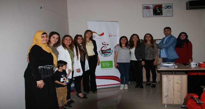 Tiyatrocu Meltem Yılmazkaya, mülteci kadınlarla bir araya geldi