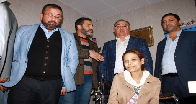 Türkiye Romanları Leyla’nın ayağı için seferber oldu