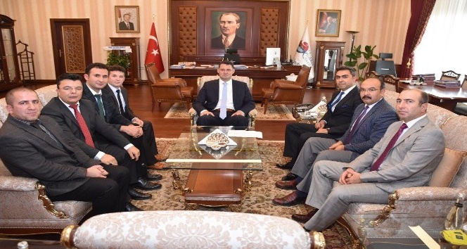 Toplum yararına proje üretecekler