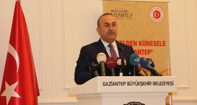 Çavuşoğlu &#039;Yerelden Küresele Gaziantep&#039; konulu toplantıya katıldı