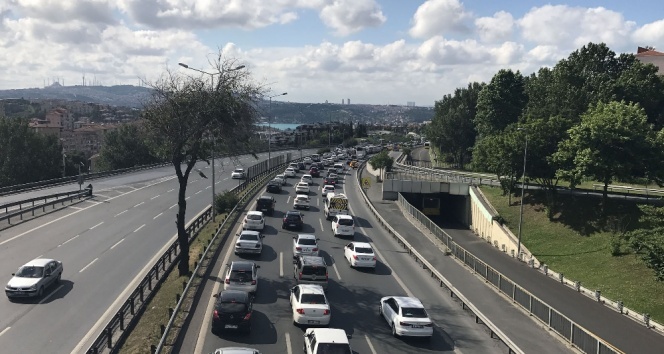Pazar günü trafiğe kapatılacak olan Vatan Caddesi'yle ilgili açıklama