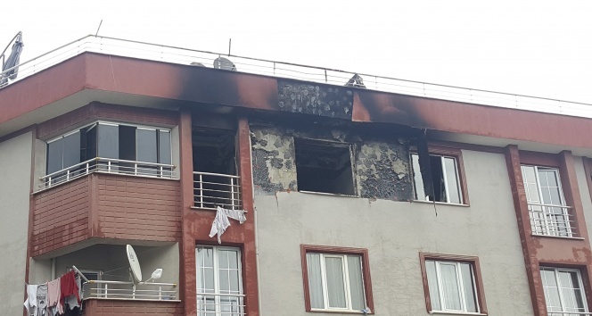 Arnavutköy’de çok sayıda tüp bulunan evde yangın çıktı