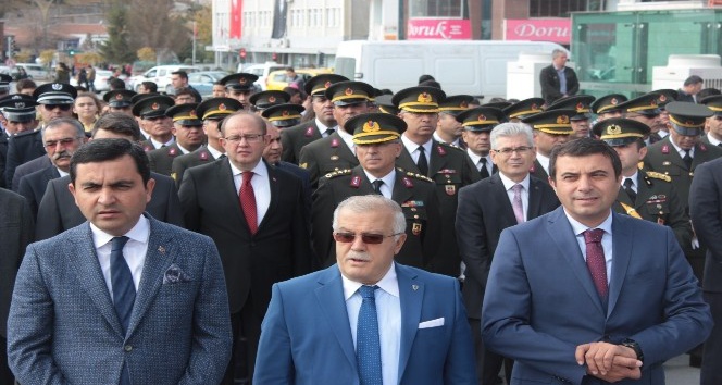 29 Ekim Cumhuriyet Bayramı kutlamaları çenk sunumu ile başladı