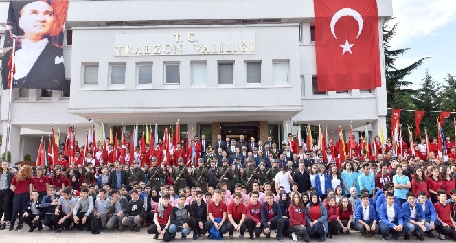 Trabzon’da 29 Ekim Cumhuriyet Bayramı kutlamaları