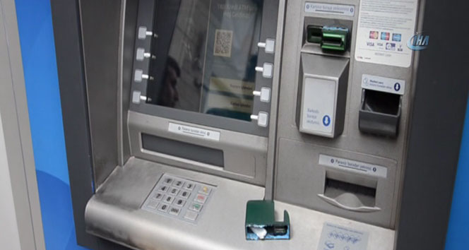 Dolandırıcıların ATM’ye kurduğu düzeneği vatandaş fark etti