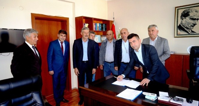 Sarıgöl’de hayırseverlerden okul hamlesi