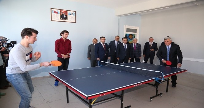 Karamürsel Aliye İzzetbegoviç Akademi Lisesi açıldı