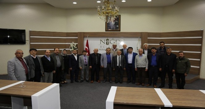 Muhtarlardan Niğde Belediye Başkanı Rifat Özkan’a ziyaret