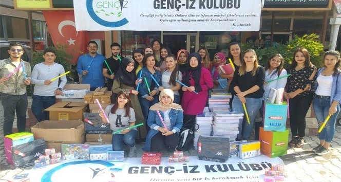 Üniversiteli izcilerden ana sınıfına destek