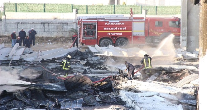 Fabrikadan geriye enkaz yığını kaldı