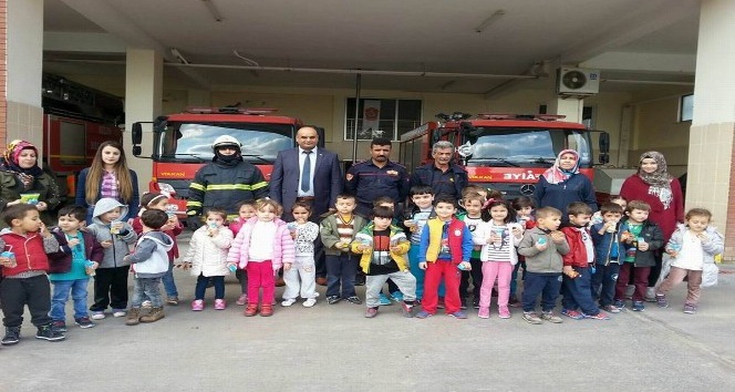 Ana okulu öğrencilerine yangın eğitimi