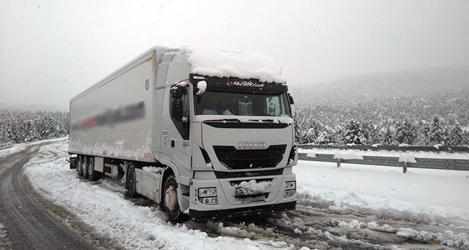 Seydişehir-Antalya karayolu kardan ulaşıma kapandı