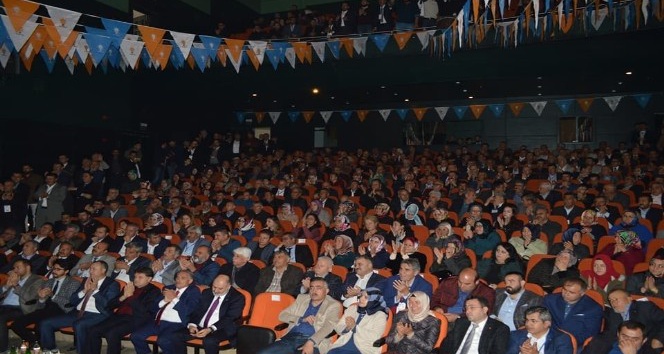 AK Parti Merkez İlçe kongresi yapıldı