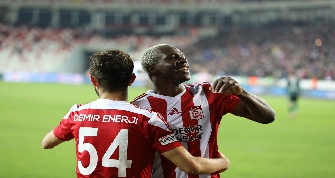 Süper Lig: D.G. Sivasspor: 2 - Atiker Konyaspor: 1 (Maç sonucu)