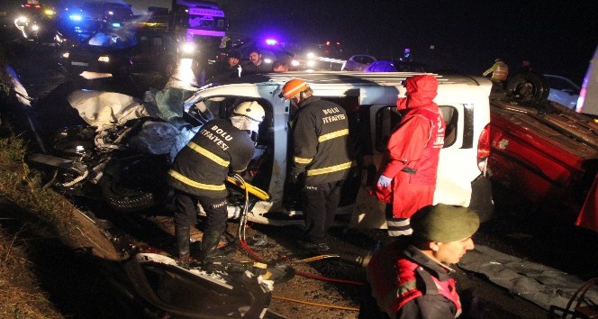 TEM’de zincirleme kaza: 1 ölü, 7 yaralı