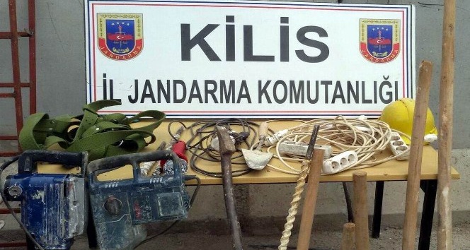 İzinsiz kazı yapan 7 kişi yakalandı