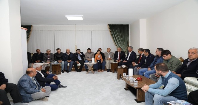 Başkan Kara vatandaşlarla bir araya geldi