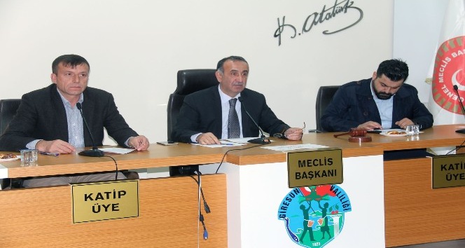 Valinin kredi kartı ile ilgili açıklama geldi