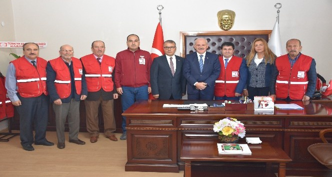 Vali Yardımcısı Yenidoğan, Türk Kızılayı Karabük Şubesini ziyaret etti