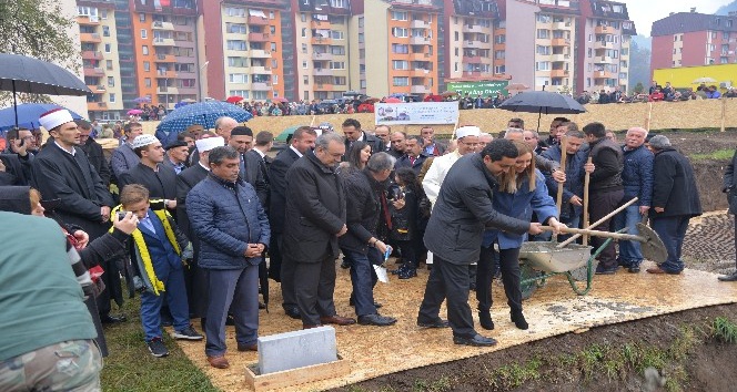 Bosna Hersek’te Ahi Evran Camii temeli atıldı