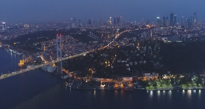 İstanbul’da gün doğumu havadan görüntülendi