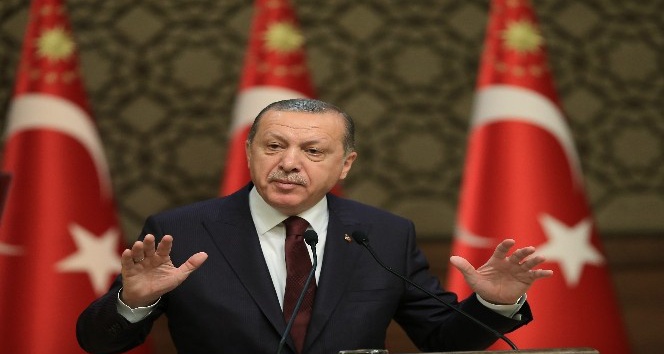 Cumhurbaşkanı Erdoğan: “Şerefsizlerin emir aldıkları yerlere boyun eğmedik, eğmeyeceğiz”