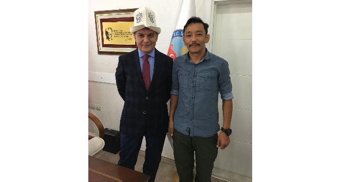 Kırgız asıllı gaziden Kaymakam Özkan’a ziyaret