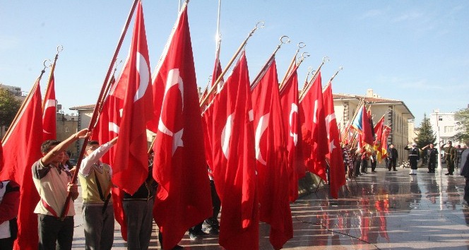 Atatürk törenle anıldı