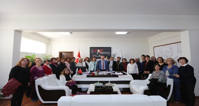 CHP Nilüfer Kadın Kollarından Başkan Özakcan’a ziyaret