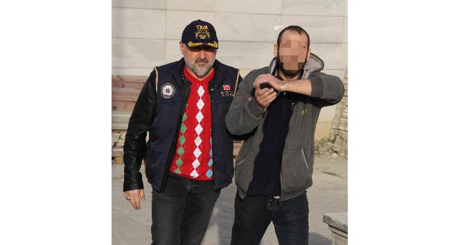 DEAŞ’lı Türk genci sınırda yakalandı