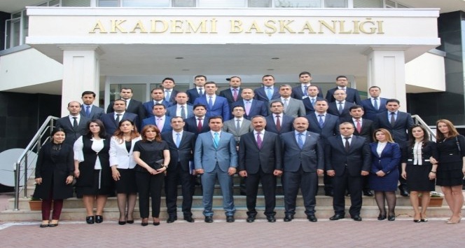 TİKA’dan Azerbaycanlı hakim adaylarına eğitim
