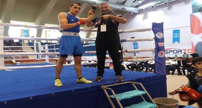 Yalovalı boksör Aydın’da üçüncü oldu