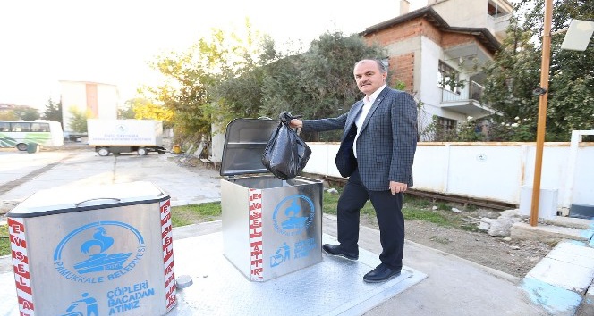 Pamukkale Belediyesi’nden yer altı çöp konteyner