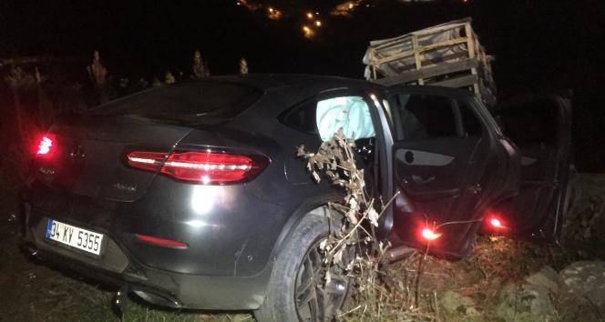 Beykoz’da otomobil uçuruma düştü; 1 yaralı