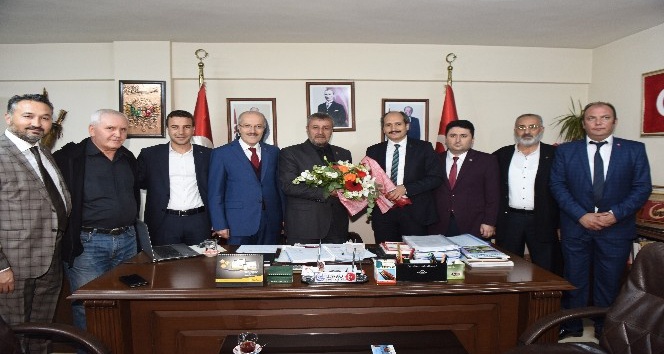 Başkan Kafaoğlu’ndan MHP’ye teşekkür ziyareti