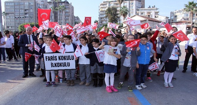 Yavru vatan KKTC’nin Cumhuriyet Bayramı Mersin’de törenle kutlandı