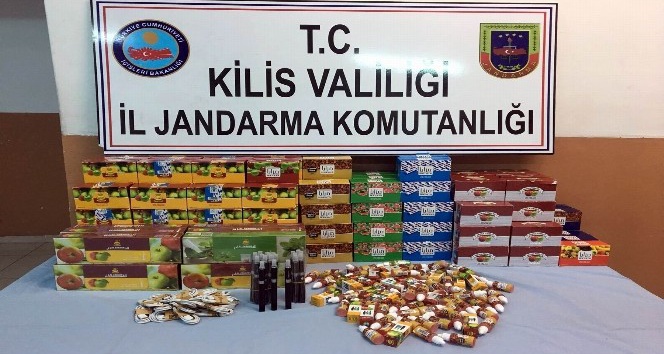 Gümrük kaçağı eşyalar ele geçirildi
