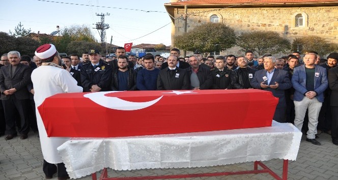 Kazada hayatını kaybeden uzman çavuş toprağa verildi