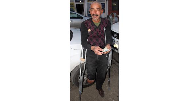 Protez bacağı çalınan engelli adama emeklilik sürprizi