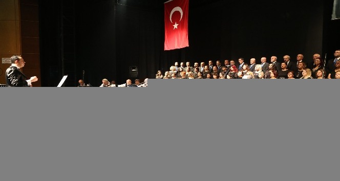 Efeler Belediyesi Türk Müziği Korosu mest etti