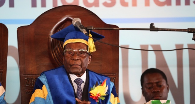 Mugabe&#039;ye istifa çağrısı